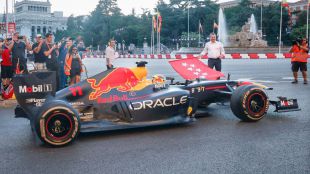 Madrid se rinde a la Fórmula 1 con la exhibición de Checo Pérez