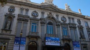 Rechazada la rebaja de la condena a un padre que pegó a un hombre por tocarle el pecho a su hija