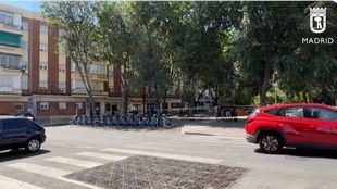 Parque de la avenida de Nuestra Señora de la Valvanera donde un joven recibió tres puñaladas y un disparo.