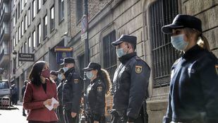 La comisaría de Leganitos reabre parcialmente sus puertas