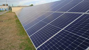 El Canal de Isabel II adjudica 33,6 millones a la colocación de placas solares en sus plantas