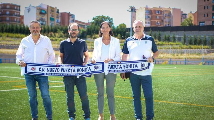 Reyes Maroto visita el centro deportivo Antiguo Canódromo en Carabanchel