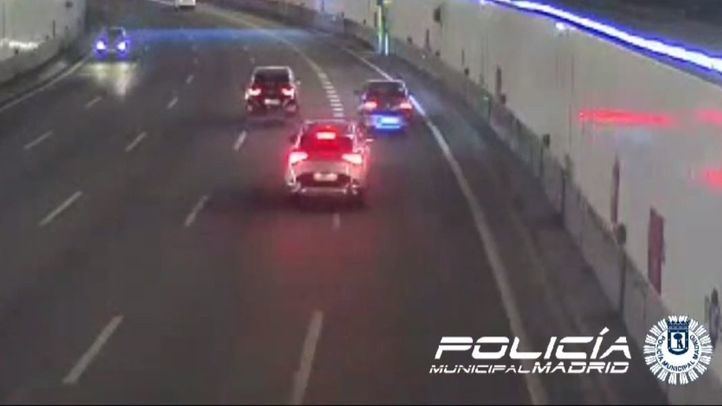 Detenida una mujer que circulaba en sentido contrario por la M-30 cuadruplicando la tasa de alcoholemia