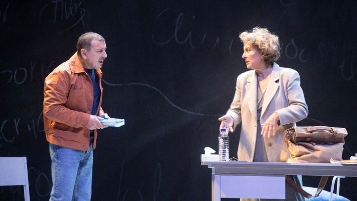 Isabel Ordaz y Marcial Álvarez en 'La profesora'.