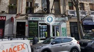 Cae al suelo y muere mientras intentaba entrar a su casa tras olvidar las llaves