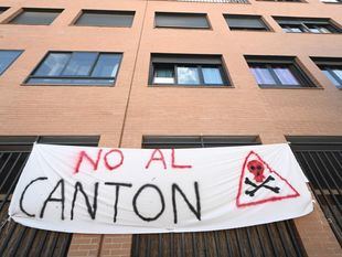 Los vecinos de Montecarmelo se alzan contra el cantón: "Nos sentimos engañados"