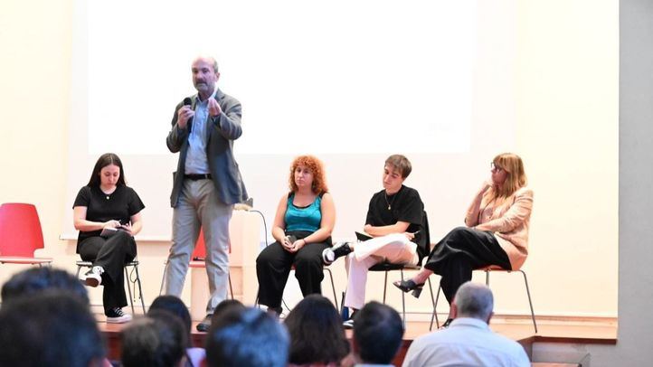 Alfonso González, presidente Asociación Espacios de Educación Superior, en la presentación del informe