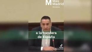 La respuesta viral de un edil al plan de Vox de fijar 'un punto de homenaje a la bandera' en Móstoles