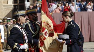 La Princesa Leonor jura de bandera ante los Reyes