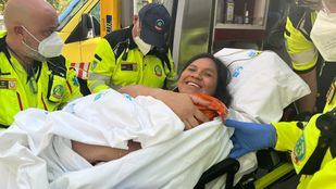 Nace Scarlet Pilar en una ambulancia que trasladaba a su madre al Clínico