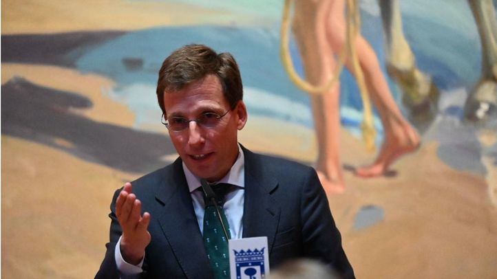 José Luis Martínez-Almeida, junto a la alcaldesa de Valencia, María José Catalá, ha participado en el acto conmemorativo por el centenario del fallecimiento del pintor valenciano Joaquín Sorolla