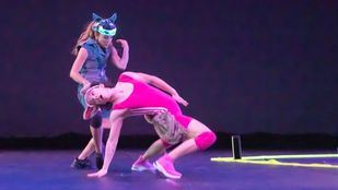 Larumbe Danza en 'La liebre y la tortuga and influencer'