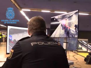 Así ha sido el simulacro de incidente crítico en el Metro del GEO de la Policía Nacional