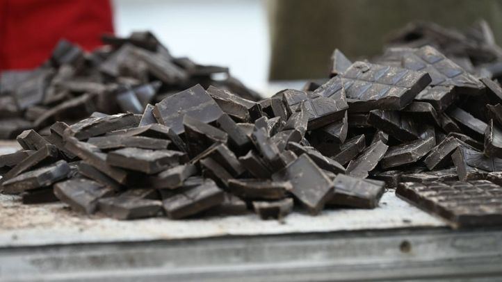 Detectados niveles peligrosos de cadmio y plomo en la mayoría de marcas de chocolate negro