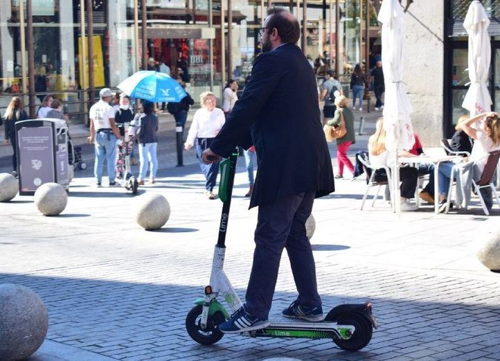 Prohibido el acceso al transporte público con patinete eléctrico desde este sábado