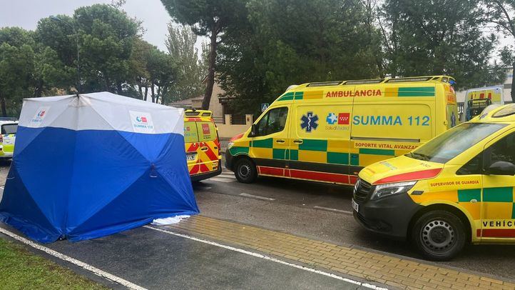 Una mujer de 39 años muere tras recibir varias puñaladas en plena calle