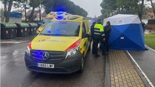 Una mujer de 39 años muere tras recibir varias puñaladas en plena calle