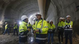 El consejero Jorge Rodrigo visita las obras de ampliación de la Línea 3 de Metro para unir las estaciones de Villaverde Alto y El Casar