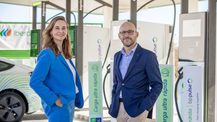 Iberdrola y bp pulse lanzan su empresa conjunta de carga rápida y ultrarrápida en España y Portugal.