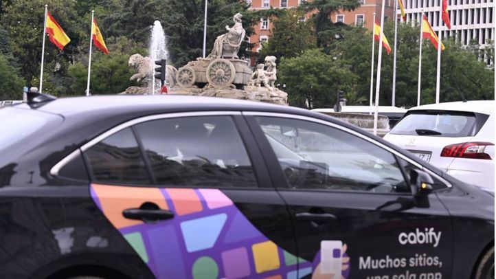 VTC a su paso por Cibeles