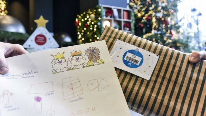 Regresa ‘El Árbol de los Sueños': más de 29.000 regalos para niños en situación de vulnerabilidad