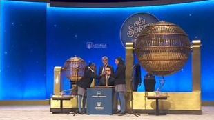 Sorteo de la Lotería de Navidad: todo preparado en el Teatro Real