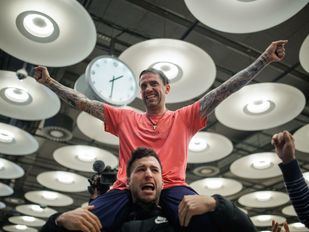 Santiago vuelve a casa