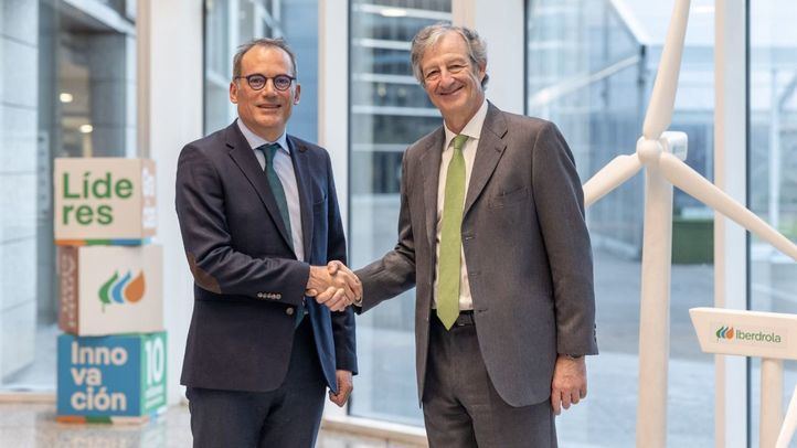 Alfonso García Mora, vicepresidente para Europa, América Latina y el Caribe de IFC y José Sainz Armada, director de Finanzas, Control y Desarrollo Corporativo de Iberdrola