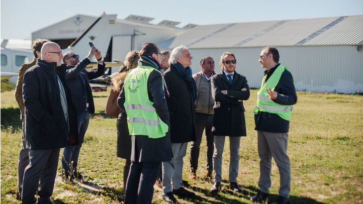 Visita de las patronales de Toledo y Madrid al proyecto del aeródromo de Casarrubios