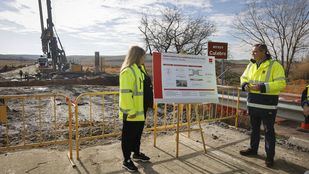 El consejero de Vivienda, Transportes e Infraestructuras, Jorge Rodrigo, visita las obras del puente sobre el el Arroyo Culebro, que Esta comunica San Martín de la Vega con la M-50, Perales del Río y la A-4 a la altura de San Cristóbal