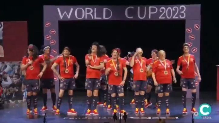 Chirigota 'No hay verano sin besos'