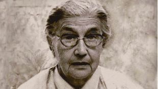 María Moliner.