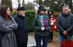 Homenaje a Tierno Galván en el 38º aniversario de su muerte