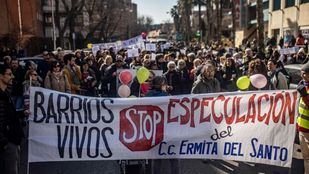 Manifestación contra el proyecto urbanístico en la Ermita del Santo