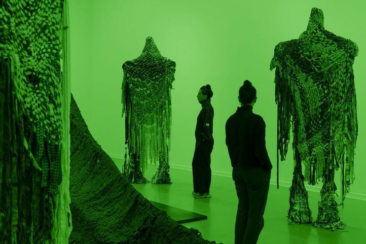 Exposición Loving the Alien