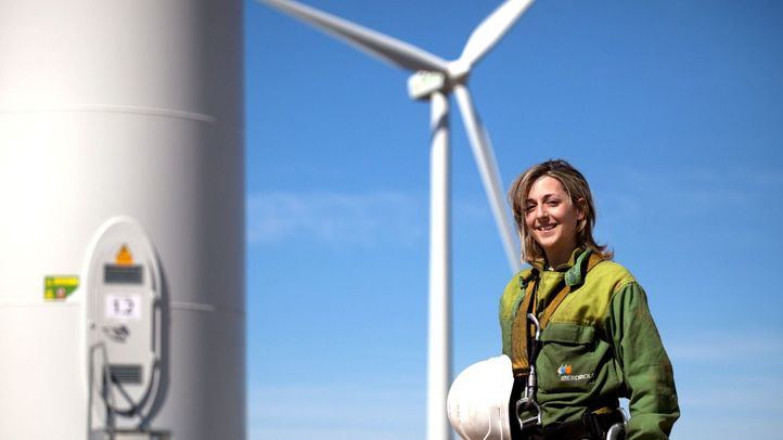 Iberdrola apuesta por la mujer y su desarrollo en las carreras de ciencias