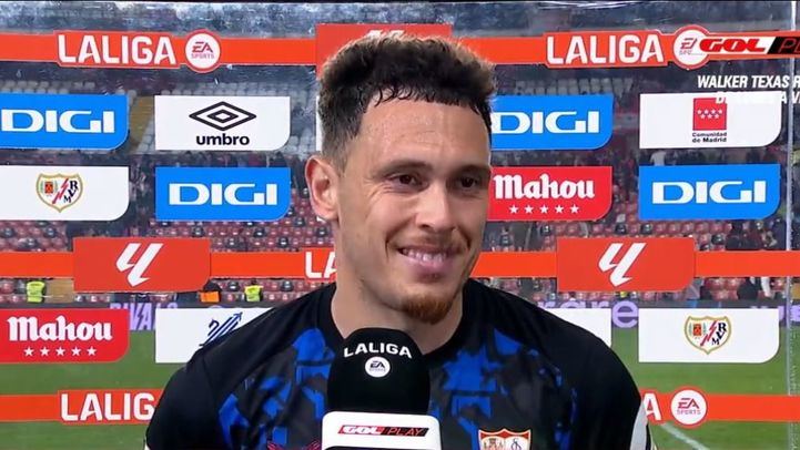 El jugador del Sevilla FC Ocampos tras el partido en el que tuvo lugar el incidente