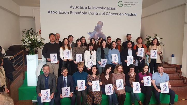 La AECC reparte 29,4 millones de euros en un total de 233 ayudas para investigación en cáncer.