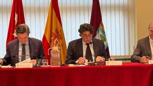 El concejal de Hortaleza, David Pérez, durante el Pleno del distrito