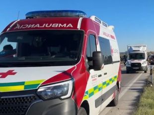 Dos heridos en Serranillos del Valle, al chocar su moto con un coche