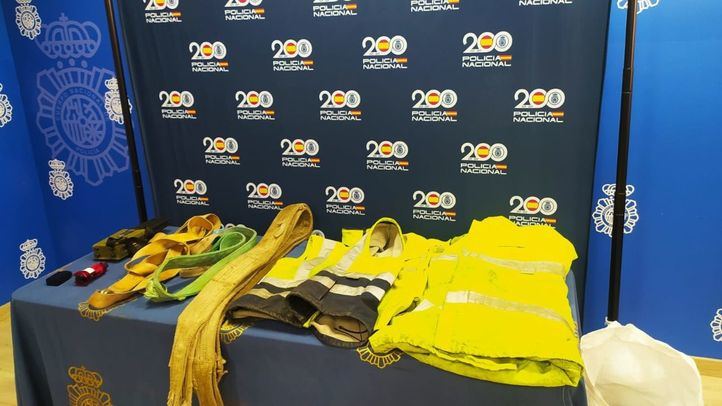 Cae una banda que arrancaba de cuajo cajeros con grúas robadas