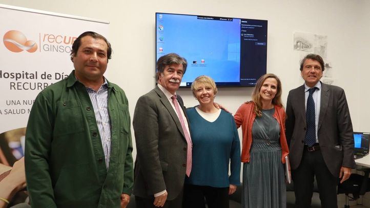 Los ponentes del coloquio 'Autolesiones en adolescentes, ¿qué podemos hacer?'