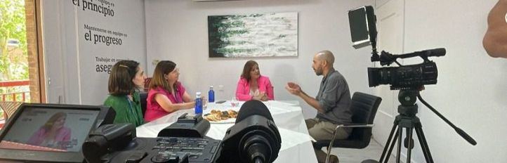 'Grandes Vidas con Historia', una serie documental conducida por Charo Reina