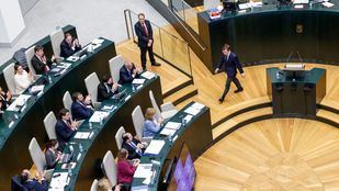 La gestión de las residencias, el estadio del Rayo y reprobar a Sánchez, a debate en Cibeles