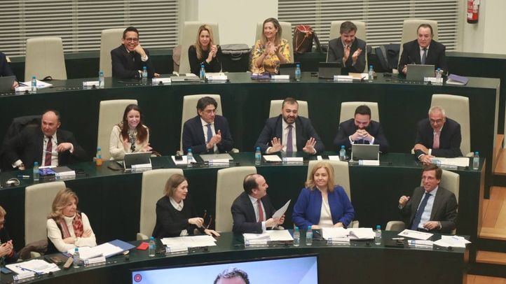 Parte del equipo de Gobierno en el Pleno del Ayuntamiento de Madrid