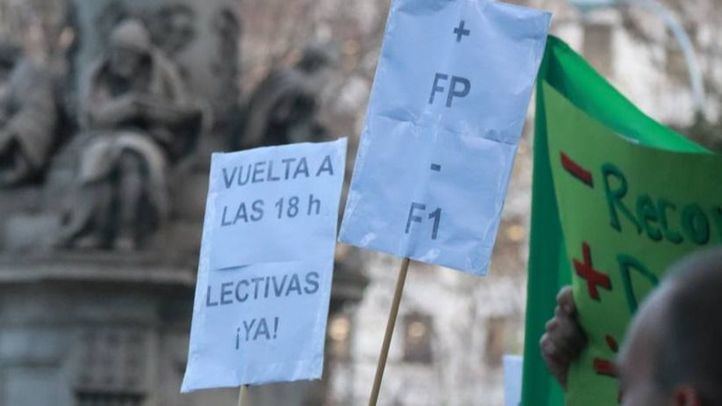 Marcha por la la reducción del horario lectivo para los docentes