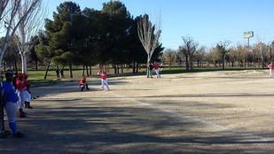 El club y la oposición reclaman mejoras en este campo