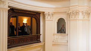 El consejero Mariano de Paco visita el Palacio del Infante Don Luis en Boadilla del Monte, cuya ala este restaurará la Comunidad