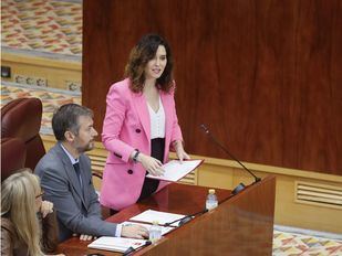 Ayuso anuncia un incentivo de 500 euros para médicos en centros de salud de “difícil cobertura”