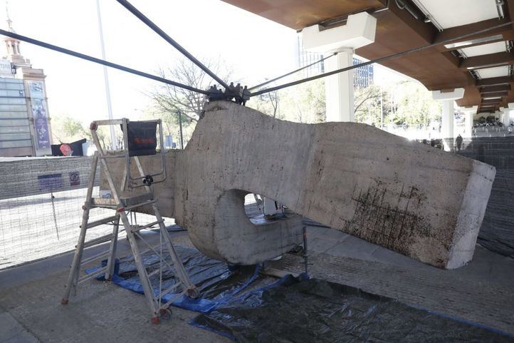 Escultura de Chillida 'Lugar de encuentros III'